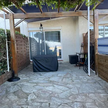 Cap Corse, Face A La Et Port Paisible *