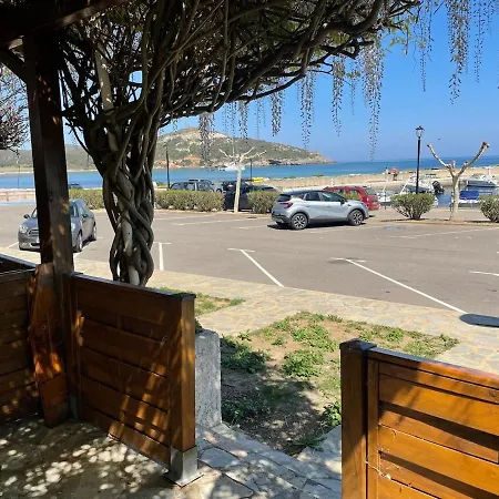 Apartment Cap Corse, Face A La Et Port Paisible *