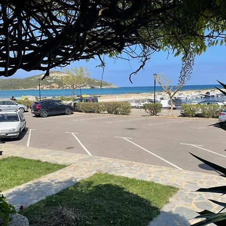 Apartment - Vue Sur - A 80m